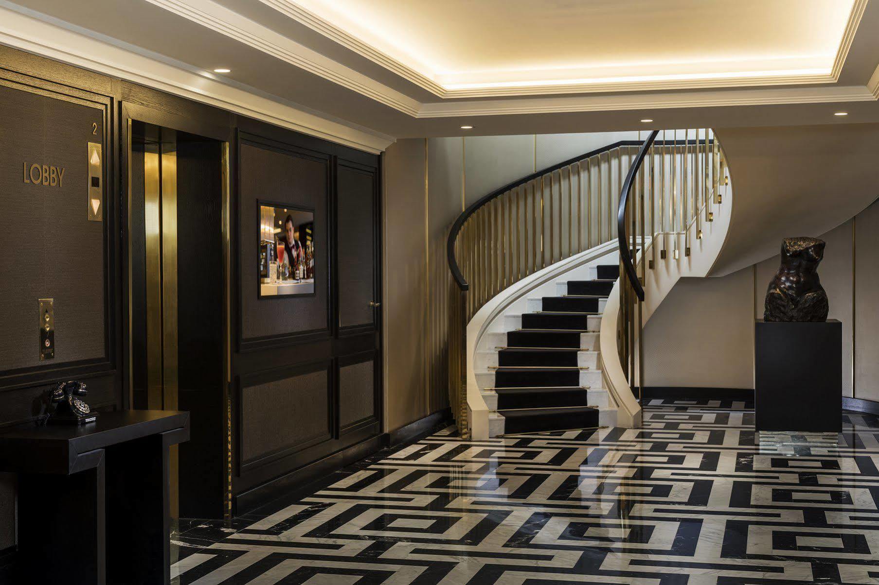 Hilton Plaza 4* Vienna